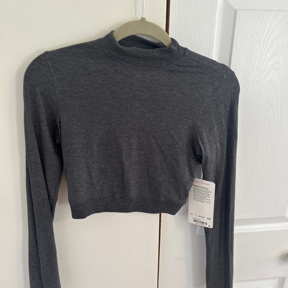 Lululemin kitsilano mock neck - Picture 3 of 3